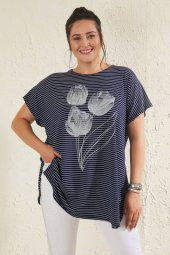Büyük Beden Lacivert Salaş Çizgili Lale Baskılı T-shirt - 7