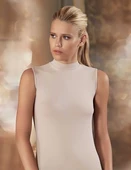 Şahinler B1009 Bayan Likralı Kolsuz Balıkçı Yaka Atlet thumbnail 1