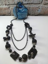 Kadın Siyah Taşlı ve Dantel Detaylı Üçlü Uzun Zincir Kolye - 1