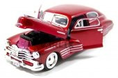 Motor Max 1948 Chevrolet Aerosedan Fleetline 1:24 Diecast Model Araba Kırmızı - 3