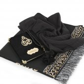 Hediyelik Kadife Kaplı Yasin Kitabı, Seccade, Şal, İnci Tesbih, Asetat Kutulu (26×23) Set - Siyah - 2