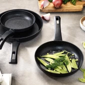 Schafer Black Stone 3 lü Tava Seti 18 Cm+22 Cm+26 Cm-Siyah thumbnail 3