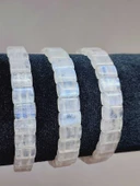 Ay Taşı Yansımalı Renkler Özel Kare Kesim Bileklik (17-18cm) (53018) thumbnail 2