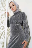 Taş Aksesuarlı Simli Elbise Gri thumbnail 2