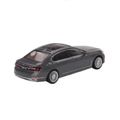 Mini GT 1:64 BMW 750Li xDrive Bernina Grey Amber Effect - 4