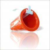 Kapalı Sağlam Plastik Hazneli Kovanlı Badem Fındık Ceviz Kırıcı thumbnail 2