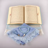 Şal + Seccade + Tesbih + Kuran Hediye Seti (Hafız Boy, Ekonomik Cilt, Açık Mavi) thumbnail 4