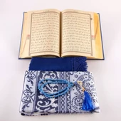 Şal + Seccade + Tesbih + Kuran Hediye Seti (Orta Boy, Ekonomik Cilt, Lacivert) thumbnail 4
