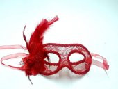 Kırmızı Renk Dantelli Güllü Tüylü Maske - 1