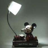 Mickey Mouse Minnie Mouse Kalemlik Puf Yastık Mickey Mouse Işıklı Biblo Hediye Seti - 2