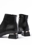 Siyah Topuklu Fermuarlı Günlük Kadın Bot thumbnail 4