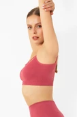 MioFit Dikişsiz Pilates & Yoga Spor Sütyeni thumbnail 6