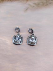 Hdmarketim Otantik Swarovski  Beyaz Taşlı Işıltılı Sallantılı Küpe Beyaz - 1