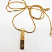 Altın Renk Mor Taşlı Çubuk Model Çelik Kolye - 1