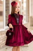 Kız Çocuk Üzeri Çiçek Taş İşlemeli Boğazlı Yaka Bordo Kadife Abiye thumbnail 3