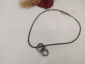 Hdmarketim İki Çember Kalbe Bağlı Figürlü Kauçuk Kolyesi - 2