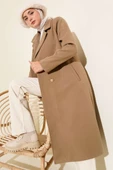 Gold Düğmeli Kuşaklı Kaşe Kaban Bej thumbnail 1