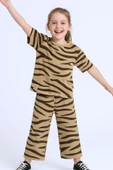 KIZ ÇOCUK KAPRİLİ TAKIM ZEBRA BASKILI A83 thumbnail 11