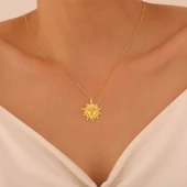 925 Ayar Gümüş Güneş Yüzlü Kolye thumbnail 1