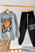Erkek Çocuk Üzerinde Top ve Game Day Yazı Baskılı Sweatshirt 3 İplik Gri Eşofman Takım thumbnail 5