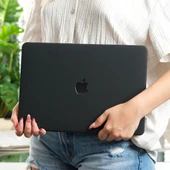 MacBook Pro 13 Kılıf Süet Dokulu Kadife Soft Touch Sert Hard Case USB-C Darbe Çizilme Koruma thumbnail 7