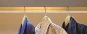 130 cm Siyah Alüminyum Gövde Pille Çalışan Hareket Sensörü Beyaz Led Işık Dolap Askı Borusu - 1