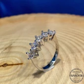 Orijinal Swarovski Beştaş  Altın Model Gümüş Yüzük thumbnail 1