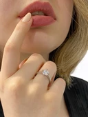 Swarovski Sertifikalı Tek Taş 925 Gümüş Yüzük thumbnail 3