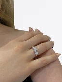 Sertifikalı Swarovski Tria 3 Üç Taş 925 Gümüş Yüzük thumbnail 1