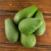 Tüplü Fuerte Avokado Fidanı thumbnail 4