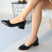 Desniy Siyah Cilt Topuklu Ayakkabı thumbnail 4