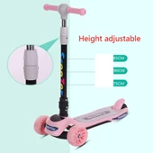 Müzikli ve LED Işıklı Büyük Üç Teker ve Gövde Çocuk Scooter - 9