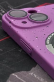 iPhone 13 Uyumlu Mor Benekli Desenli İnce Sert Kapak Kılıf Kamera Lens Korumalı thumbnail 2