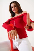 Düğme Aksesuarlı Sandy Bluz Kırmızı thumbnail 3