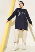 Varak Detaylı Desenli Tunik Lacivert thumbnail 2