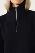 Yarım Fermuarlı Şardonlu Kısa Sweatshirt Siyah - 4
