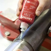 Loctite 2701 250 ml Yüksek Mukavemetli Sökülemez Civata Sabitleyici - 2