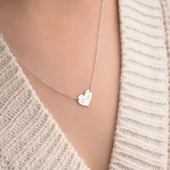 Kalp Plaka Altın Harf Kolye 14 Ayar Beyaz Altın thumbnail 1