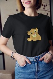 Aslan Kral Simba Renkli Baskılı Tişört Kadın Hediye Doğum Günü Hediyesi T-shirt thumbnail 3