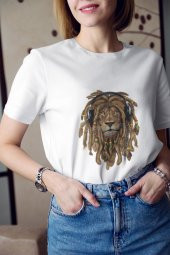 Rasta Yeleli Kulaklıklı Aslan Baskılı Tişört Kadın Hediye Doğum Günü Hediyesi - 1