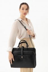 Kadın Evrak Çantası Kılıf Bölmeli 13" & 13.3" İnç 8683255000104 - 1