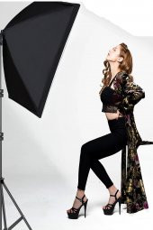 Deyatech 70X50cm Tek Duy Softbox YouTube Ve TikTok Video Çekim Işığı - 3