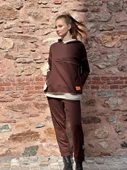 Kadın Kahve Kapşonlu Etek Ucu Detay Arma Ters Dikiş Gorunumlu Ikili Takım thumbnail 2