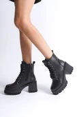 LAUREN Bağcıklı Fermuarlı Ortopedik Taban Suya ve Soğuğa Dayanıklı Topuklu Cilt Kadın Bot ST Siyah thumbnail 2