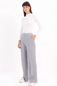 Gri-Nervürlü Bol Paça Örme Pantolon thumbnail 3
