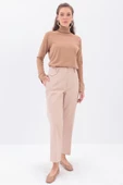 Bej-Süs Cep Kapaklı Pensli Havuç Pantolon thumbnail 1
