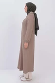 Bej-Kuplu Şömiziye Yakalı Ferace thumbnail 3