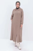 Bej-Kuplu Şömiziye Yakalı Ferace thumbnail 1
