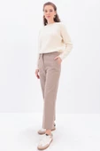 Olive-Süs Cep Kapaklı Pensli Havuç Pantolon thumbnail 1