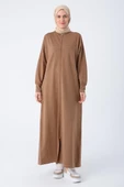 Kahve-Arkası Cepli Hakim Yaka Fermuarlı Likralı Ferace thumbnail 2